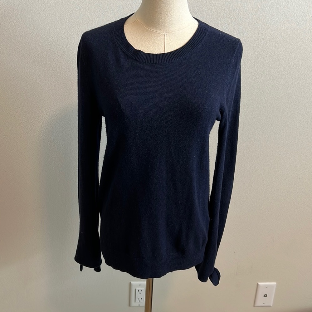 Banana Republic navy blue cardigan. Size S. Gently used. As is.